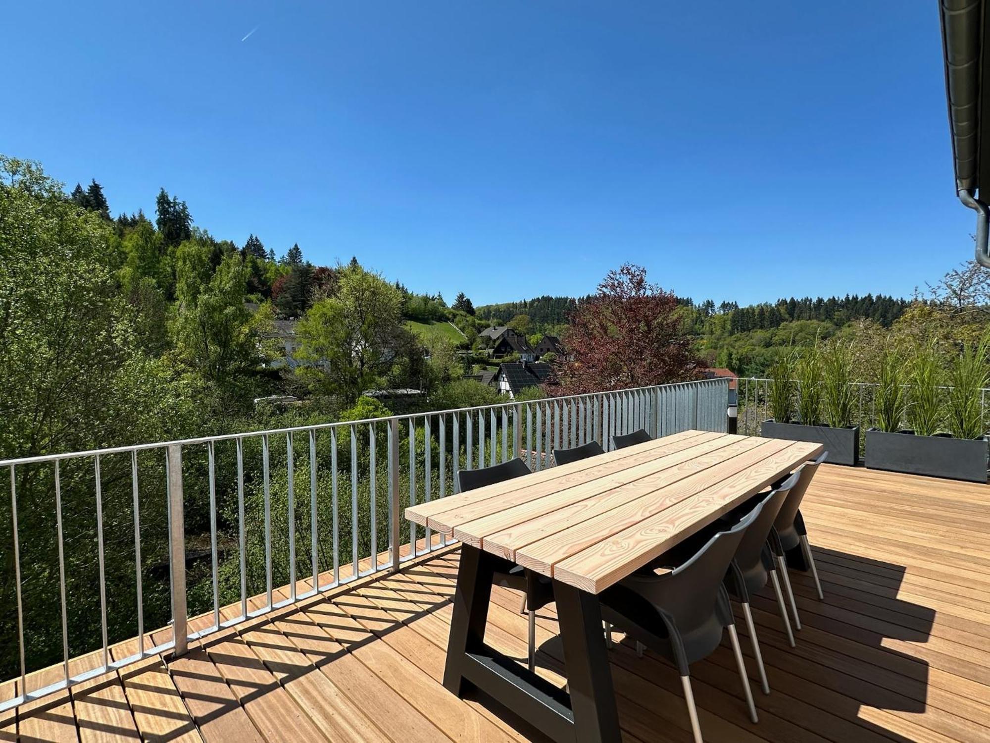 Villa Holgenbach - Penthouse- und Ferienwohnung im Nationalpark Eifel Schleiden Exterior foto
